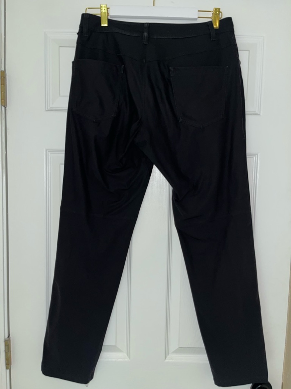 Lululemon Black Stretch Pants Size 31 Athletic Casual Travel